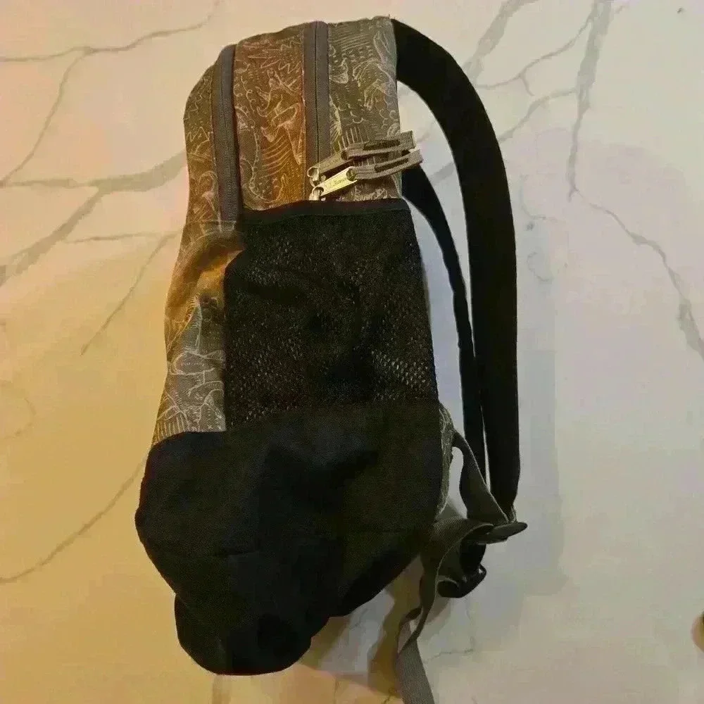 L.L. Bean Hiking School Adjustable Strap Back Pack Green